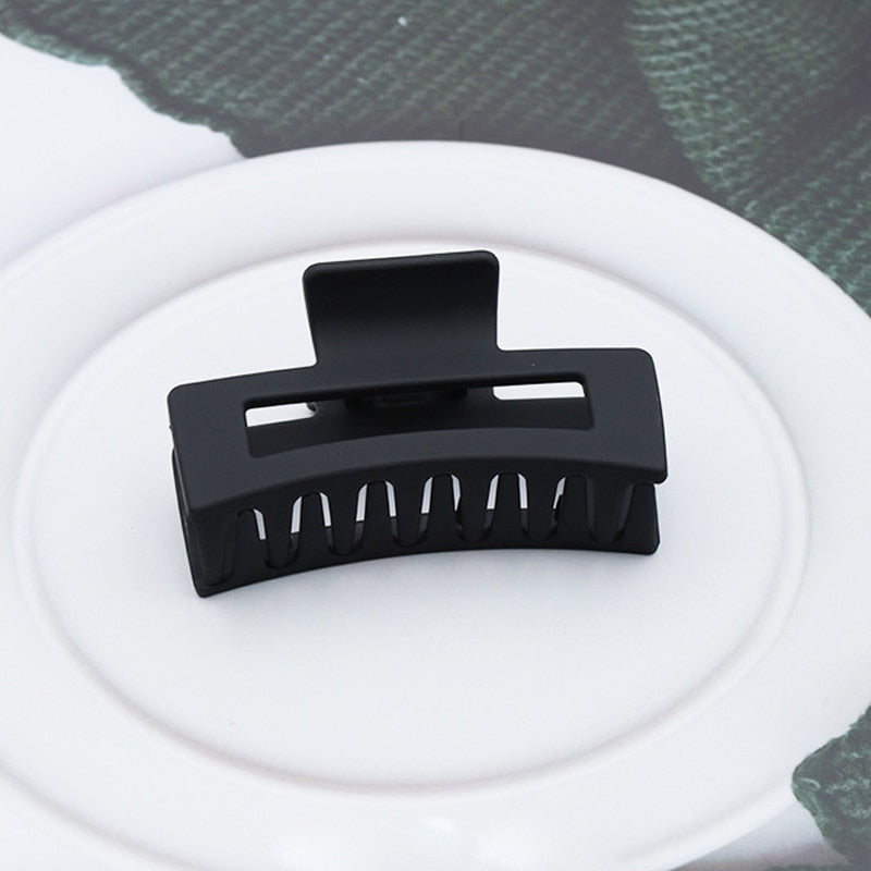 Korean Women Girls Plastic Hair Claws Hair Clips Headwear Large Size Hairpin Crab Barrette Fashion Ornament Hair Accessories