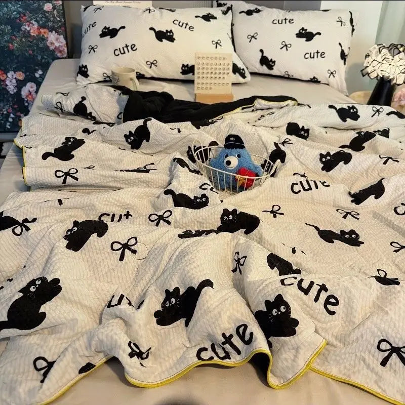 Yeknu Summer Blanket Cool Quilt Cute Flower Bubble Cotton Summer Quilt Sleeping Naked Air Conditioning Quilt Lightweight Washable