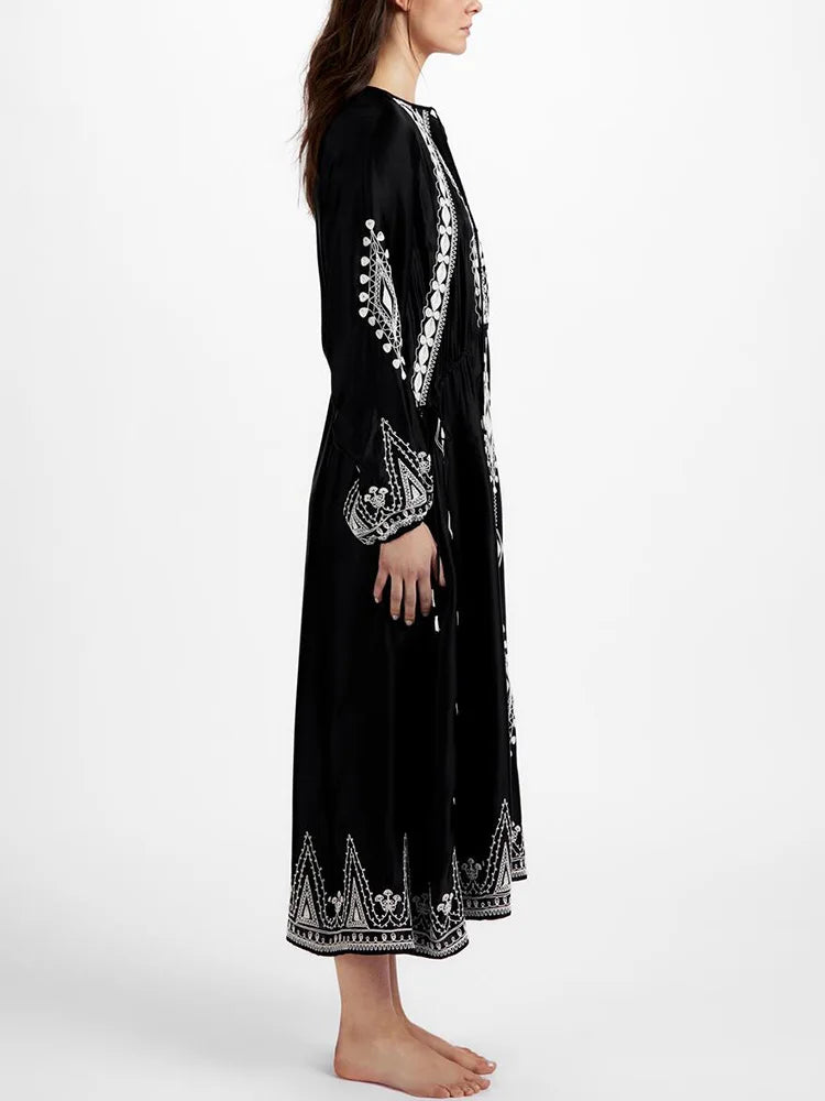 qgtao Vintage Floral Embroidery Maxi Dresses Cotton Black Long Sleeve V-neck Spring Autumn Women Holiday Ladies Dress New