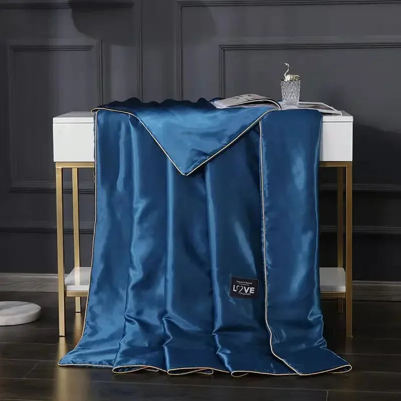 Yeknu Luxury Emulation Silk Quilted Quilt Queen High End Spring Summer Satin Quilts Mechanical Wash Soft Comfortable Thin Comforter