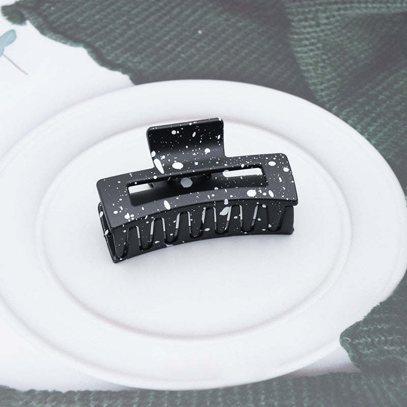 Korean Women Girls Plastic Hair Claws Hair Clips Headwear Large Size Hairpin Crab Barrette Fashion Ornament Hair Accessories