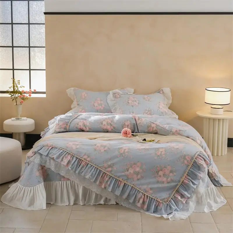 Yeknu Elegant Vintage Floral Lovely White Lace and Ruffle Chic 100%Cotton Girls Duvet cover set Soft Quilted Bedspread 2Pillowcases