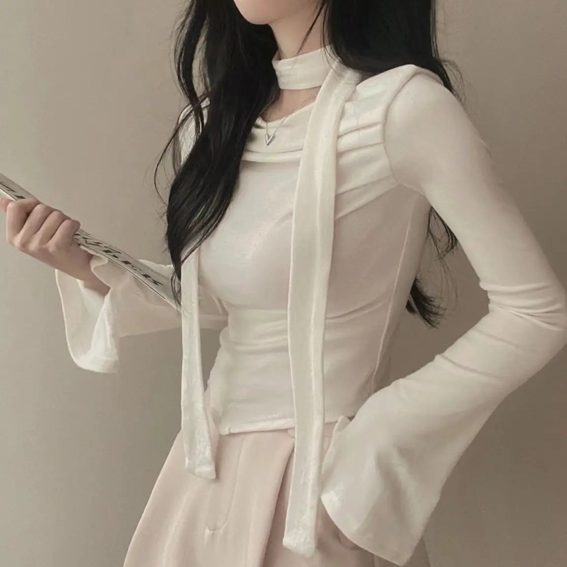 qgtao Y2K Crop T-Shirts Women Hotsweet Chic Long Sleeve Top Female Vintage Fashion Off Shoulder Tee Lady Spring Casual Lace-Up T Shirt