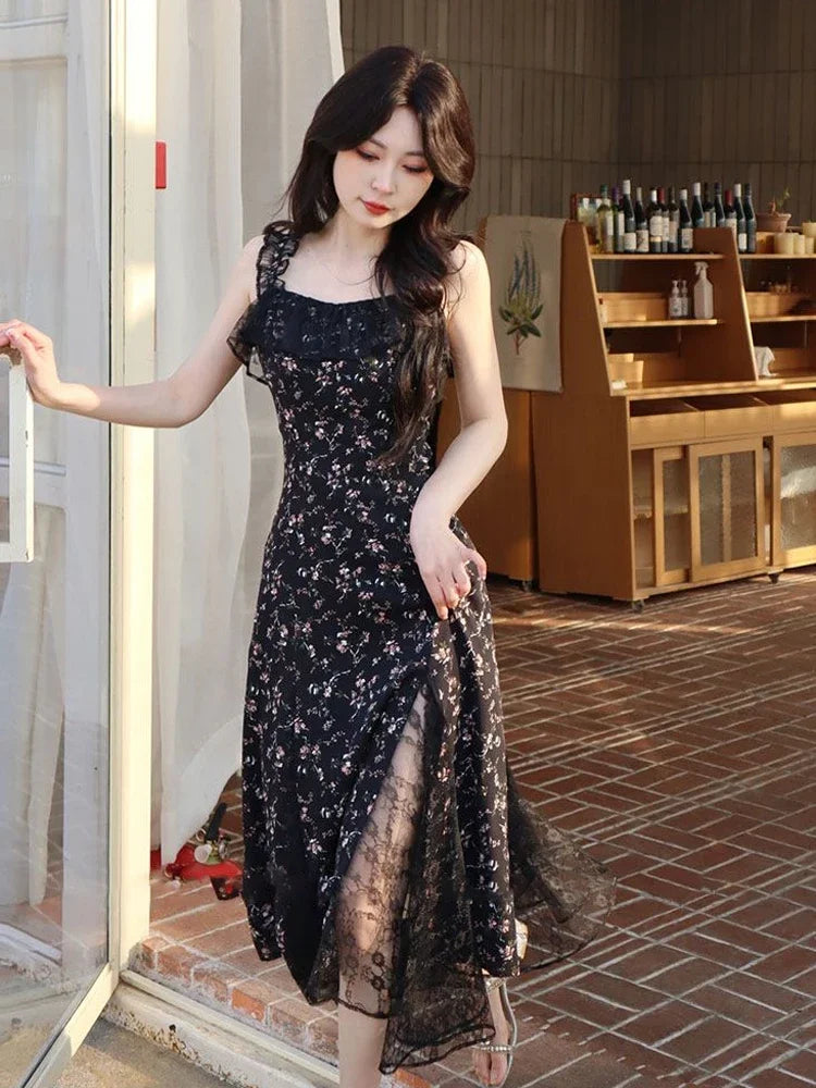 qgtao Sexy Elegant Floral Fairy Strap Dress Women Lace Design Korean Slim Party Dress Female 2024 Autumn Black Causal Sweet Midi Dress