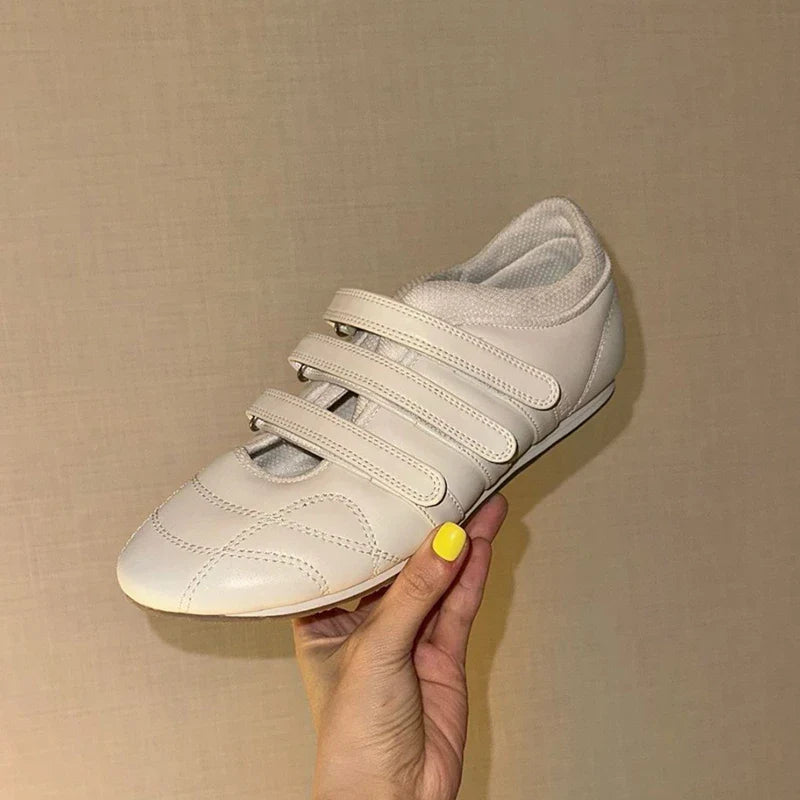 qgtao ballet shoes 2024 autumn and winter fashion new round head sports flat women's shoes velcro Mary Jane shoes