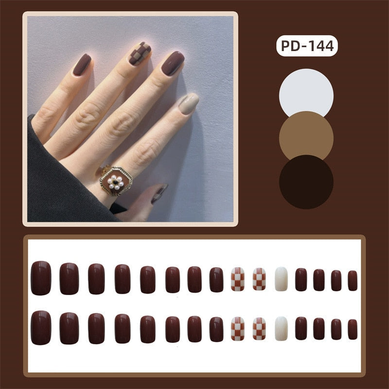 24pcs/box Christmas Fake Nails Style Art Nail Tips Press on False with Glue Designs Set Full Cover Artificial Short Fingernails