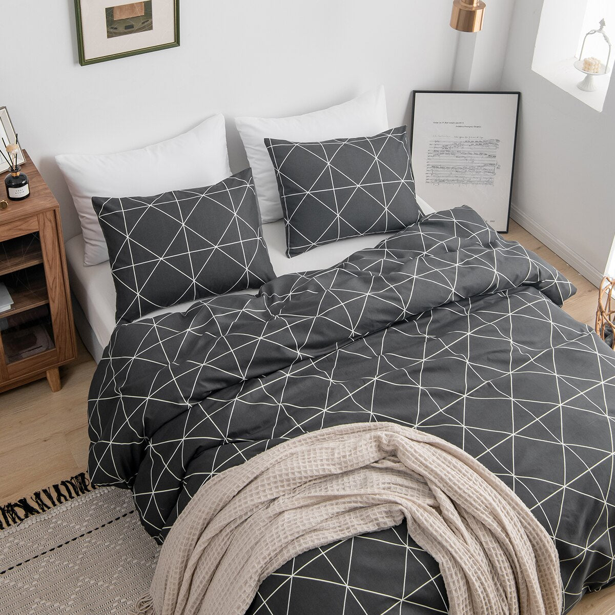 Yeknu All Season Nordic Fashion Flat Sheet Set and Bedding Quilt Duvet Cover and Pillowcase for Home Decor Twin Queen King Size