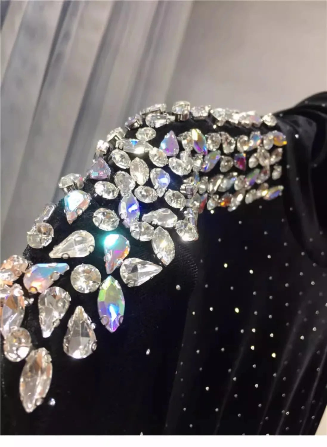 qgtao Luxury Beading Turtleneck Tshirts for Plus Size Women 150kg Long Sleeve Loose Midi Fashion Pullovers Autumn Winter New Lady Tops