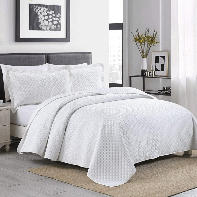 Yeknu Small Queen 3 Piece Double Bed Quilt Lightweight Soft Full Size Velvet Duvet Cover Free Shipping Bed Sheet Set