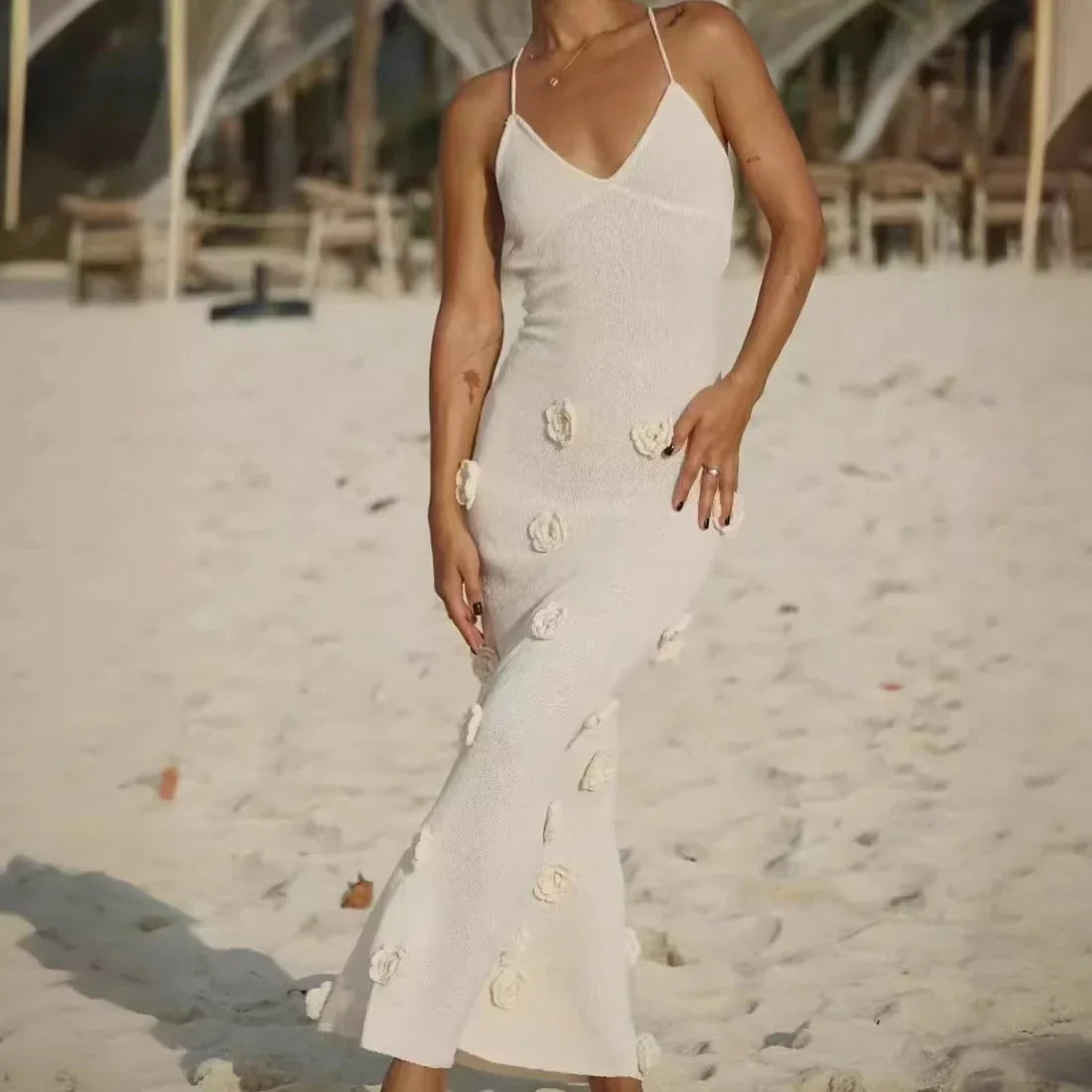 qgtao 2024 Elegant 3d Flower Sling Maxi Dress Women Deep V-neck Sleeveless Beach Dresses Summer New White Lady Chic High Street Robes