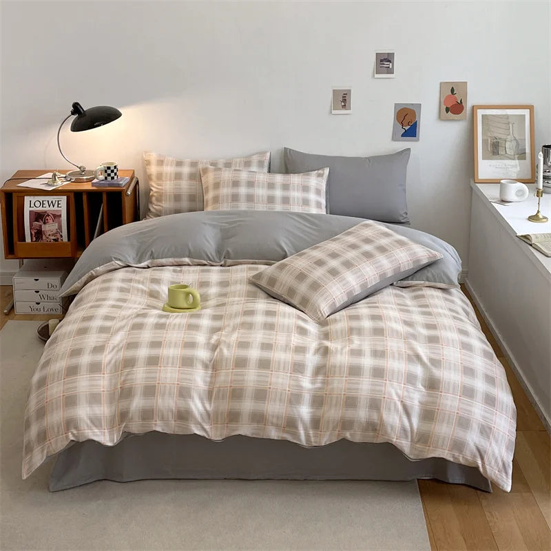 Yeknu Duvet Cover Large Cotton Simple Comfortable Quilt Cover Extra Large Microfiber Quilt Cover (pillow case needs to be ordered)