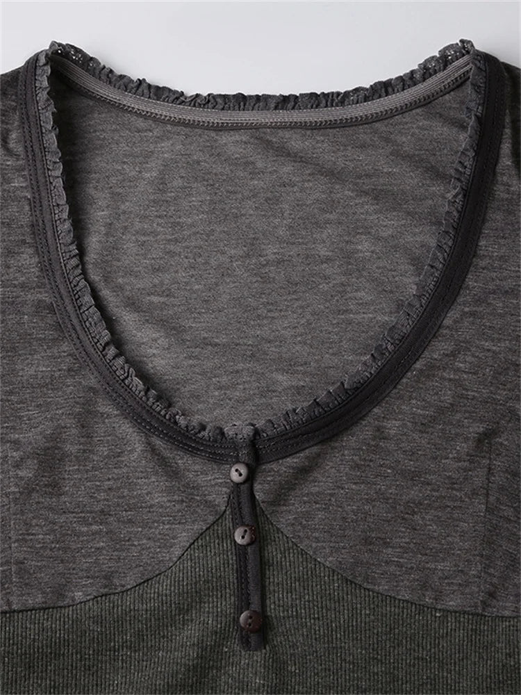 qgtao Y2K T-Shirts Women Vintage Long Sleeve Tops Female Hot Girl Fashion Deep V Neck Tee Ladies 2000S Style Grunge T Shirt Street wear