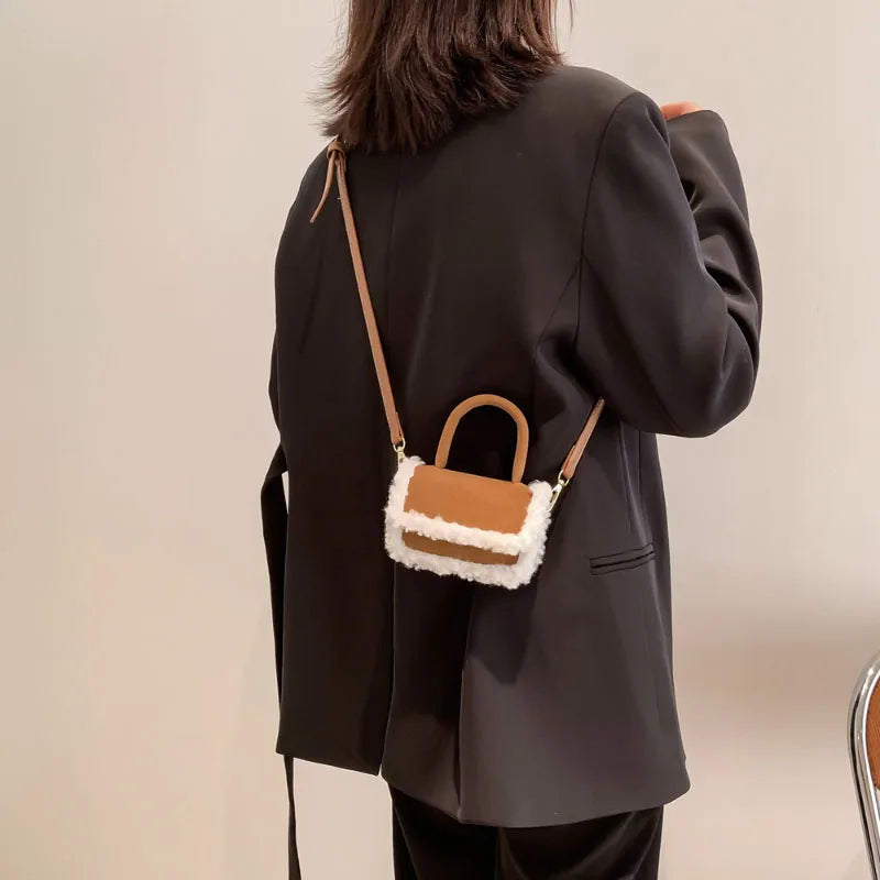 qgtao Mini Lamb Wool Splice Crossbody Bag Fashion Korean Faux Suede Portable Small Square Bag Autumn Winter Women New Texture Handbag