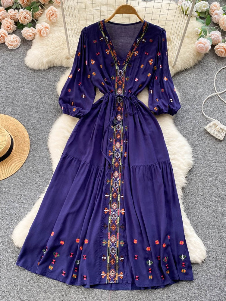 Summer Ethnic Style Embroidery V-neck Dress