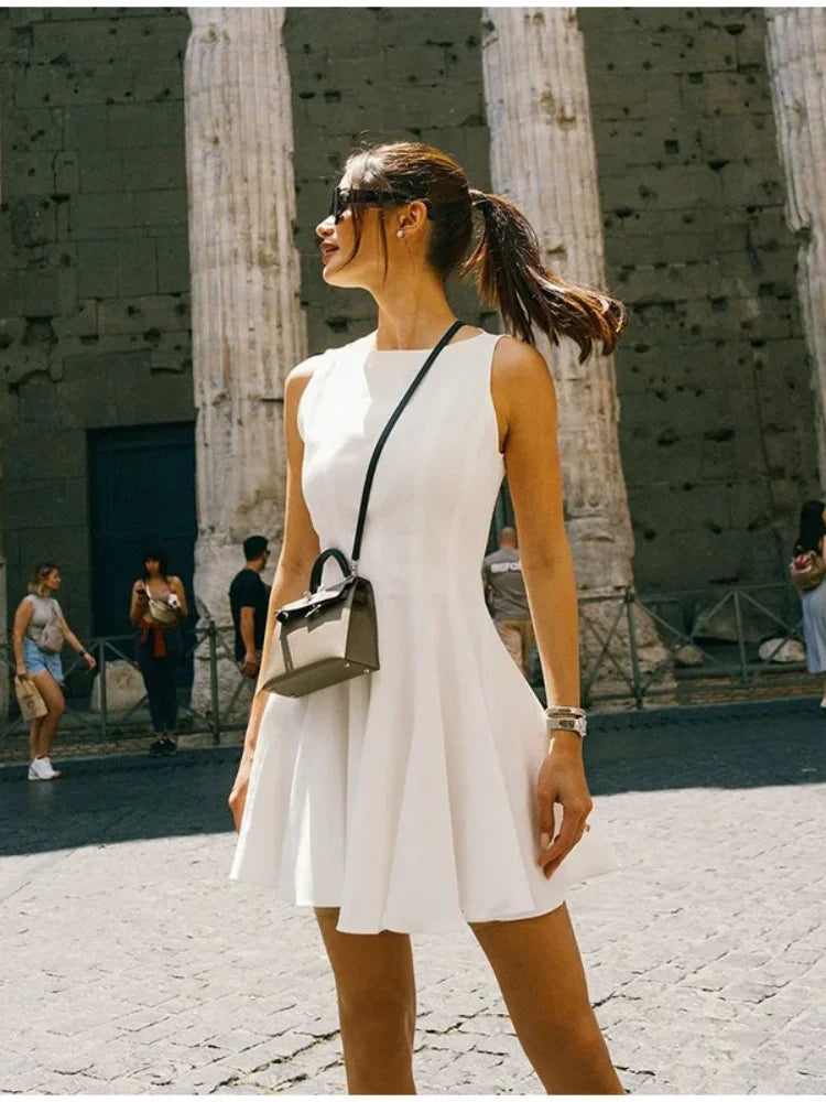 qgtao Elegant Pleated Mini Dress Women Slim O-neck Sleeveless High Waist Female Dresses 2024 Summer Fashion Lady High Street Vestidos