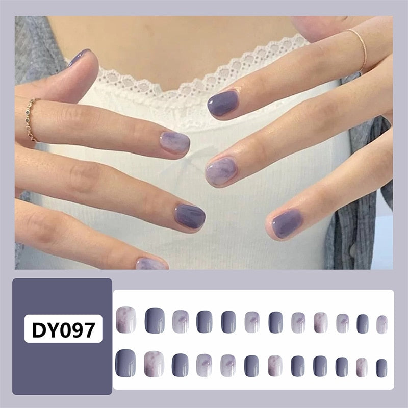 24pcs/box Christmas Fake Nails Style Art Nail Tips Press on False with Glue Designs Set Full Cover Artificial Short Fingernails