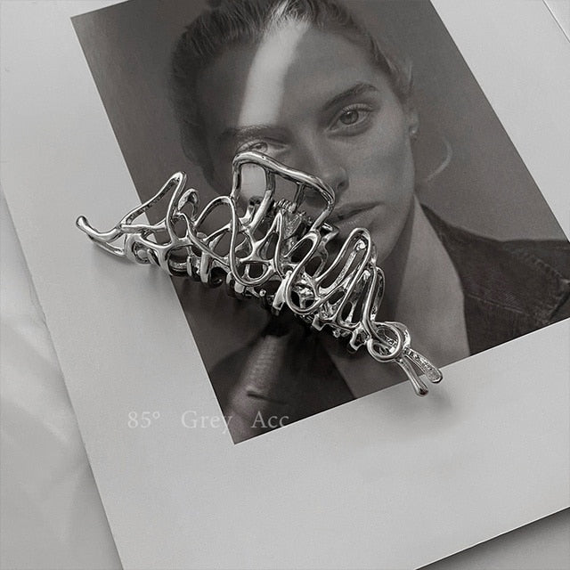 Simple Metal Hollow Out Geometric Hair Claw Ladies Elegant Hair Accessories Cross Crab Bath Clip For Women Fashion Girl Headwear