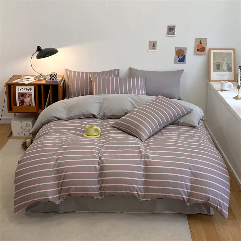 Yeknu Duvet Cover Large Cotton Simple Comfortable Quilt Cover Extra Large Microfiber Quilt Cover (pillow case needs to be ordered)