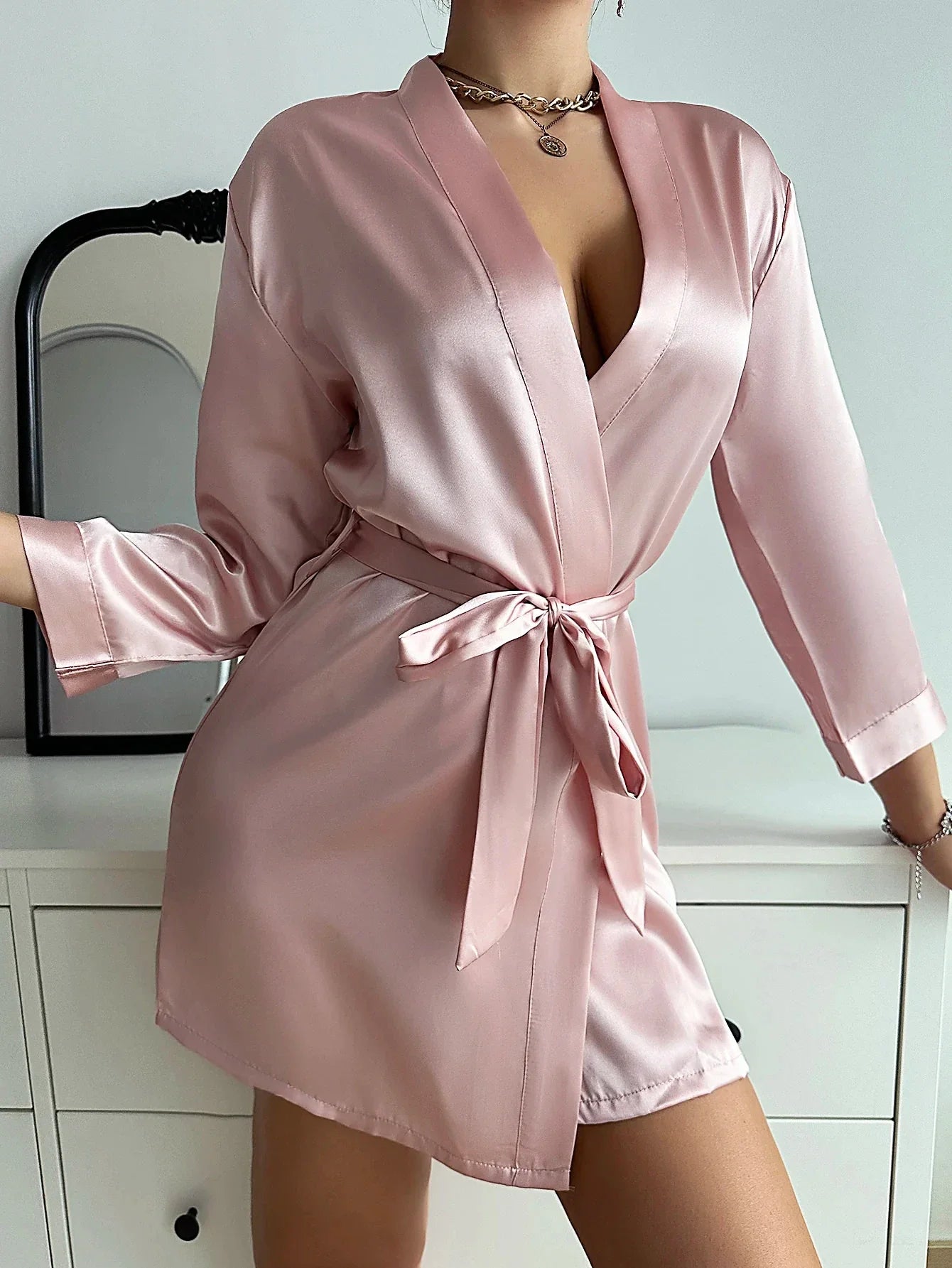 qgtao Womens V-Neck Sexy Silk Robe With Belt Short Satin Kimono Robe Sleepwear Bathrobe Bridesmaid Party Dressing Gown 2024 plus