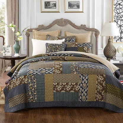 Yeknu Vintage Quilt Set 3PCS Patchwork Bedspread on the Bed Cotton Coverlet King Size Quilted Blanket on Bed Comforter