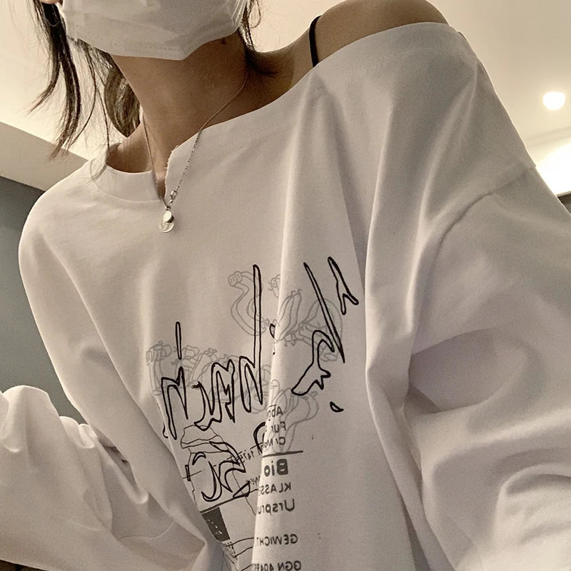 qgtao Y2K T-shirt Fairy Grunge 2023 Vintage Letter Print Tops Black Autumn Off Shoulder Long Sleeved Korean Tees Loose Harajuku Shirt