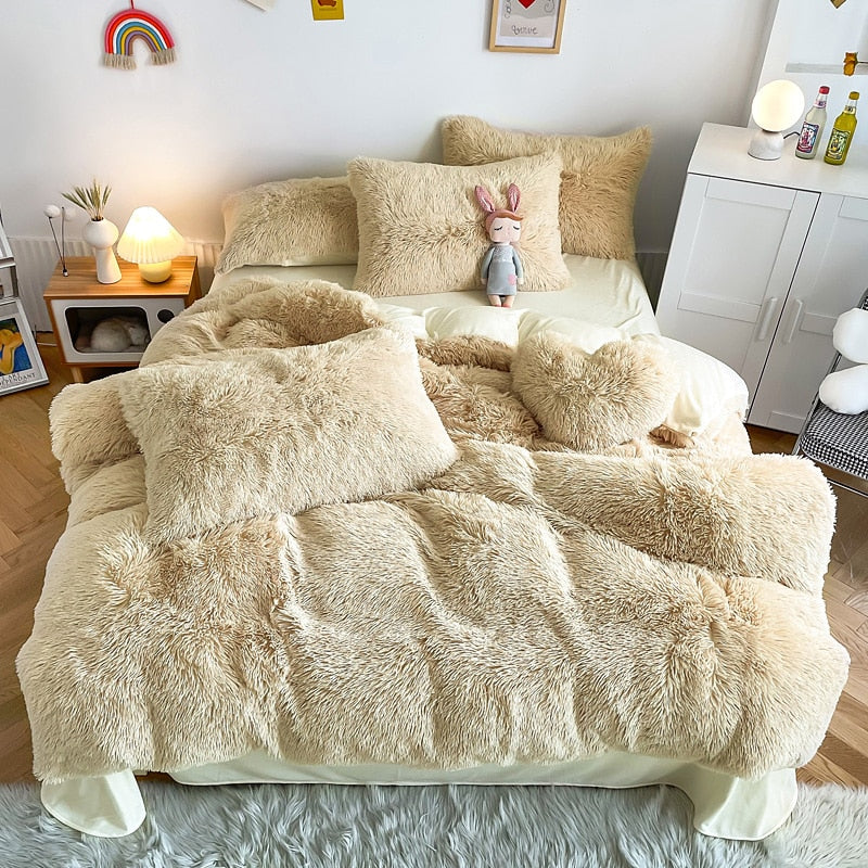 Yeknu - Super Shaggy Coral Fleece Warm Cozy Princess Bedding Set Mink Velvet Quilt/Duvet Cover Set Bed Comforter Blanket Pillowcases