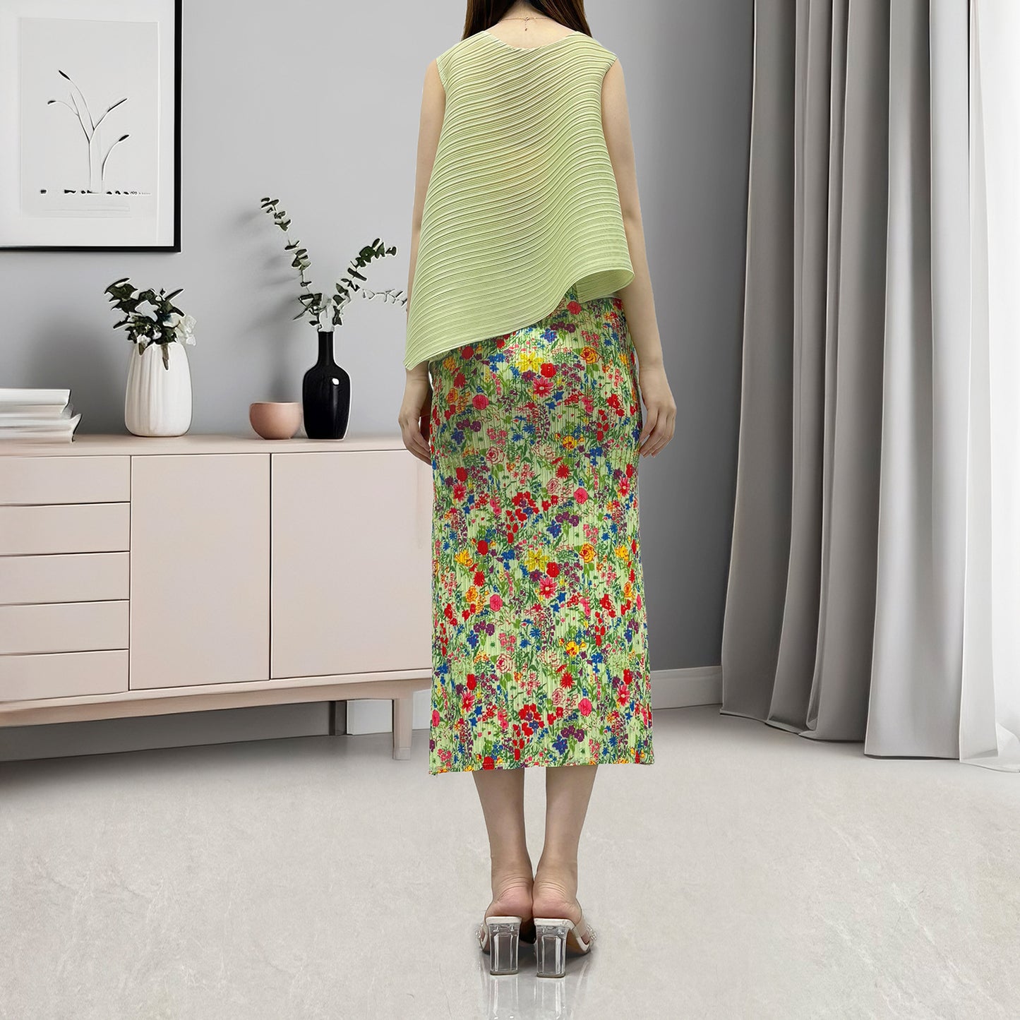 High-end fashion light luxury women's clothing with a complete set of summer green vacation style hot sale versatile three house two-piece tide