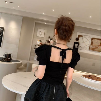 Hepburn style black neck-hanging knitted sweater for women, autumn and winter, small man, slim and thin shirt, short fashion top for women