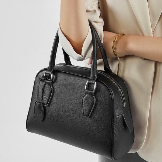 2025 Premium leather popular new women's bag large capacity first layer cowhide handbag Boston bowling pillow bag