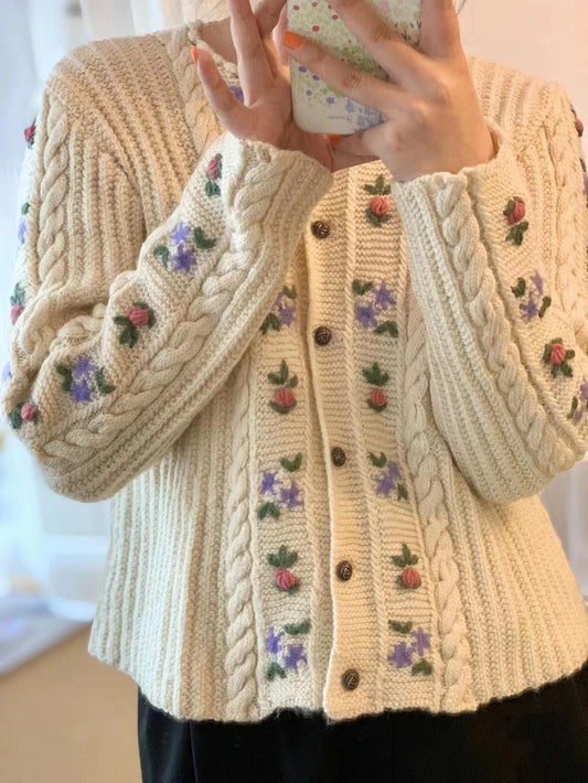 2025 Niche design sense women's clothing spring and autumn coat retro hand embroidered wool loose round neck long sleeve knitted cardigan women