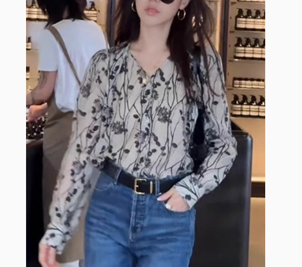 Retro ink printing v-neck long-sleeved sunscreen shirt women's summer fashion Popular loose  temperament streamer top