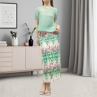 2025 new women's clothing summer suit high-end temperament short-sleeved T-shirt fringed hip skirt two-piece trendy
