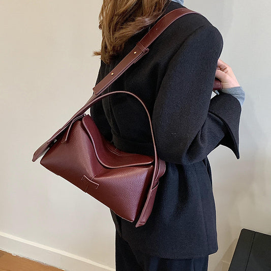 2025 Shoulder bag autumn and winter new simple ear hanging women's bag large capacity high-end cowhide bag casual versatile messenger bag