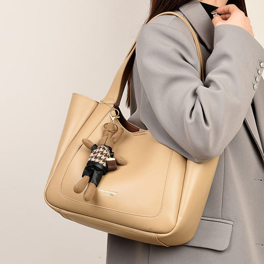 2025 Shoulder bag women's new high-end soft leather bag simple retro women's messenger bag large-capacity commuter tote bag