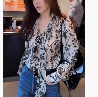 Retro ink printing v-neck long-sleeved sunscreen shirt women's summer fashion Popular loose  temperament streamer top
