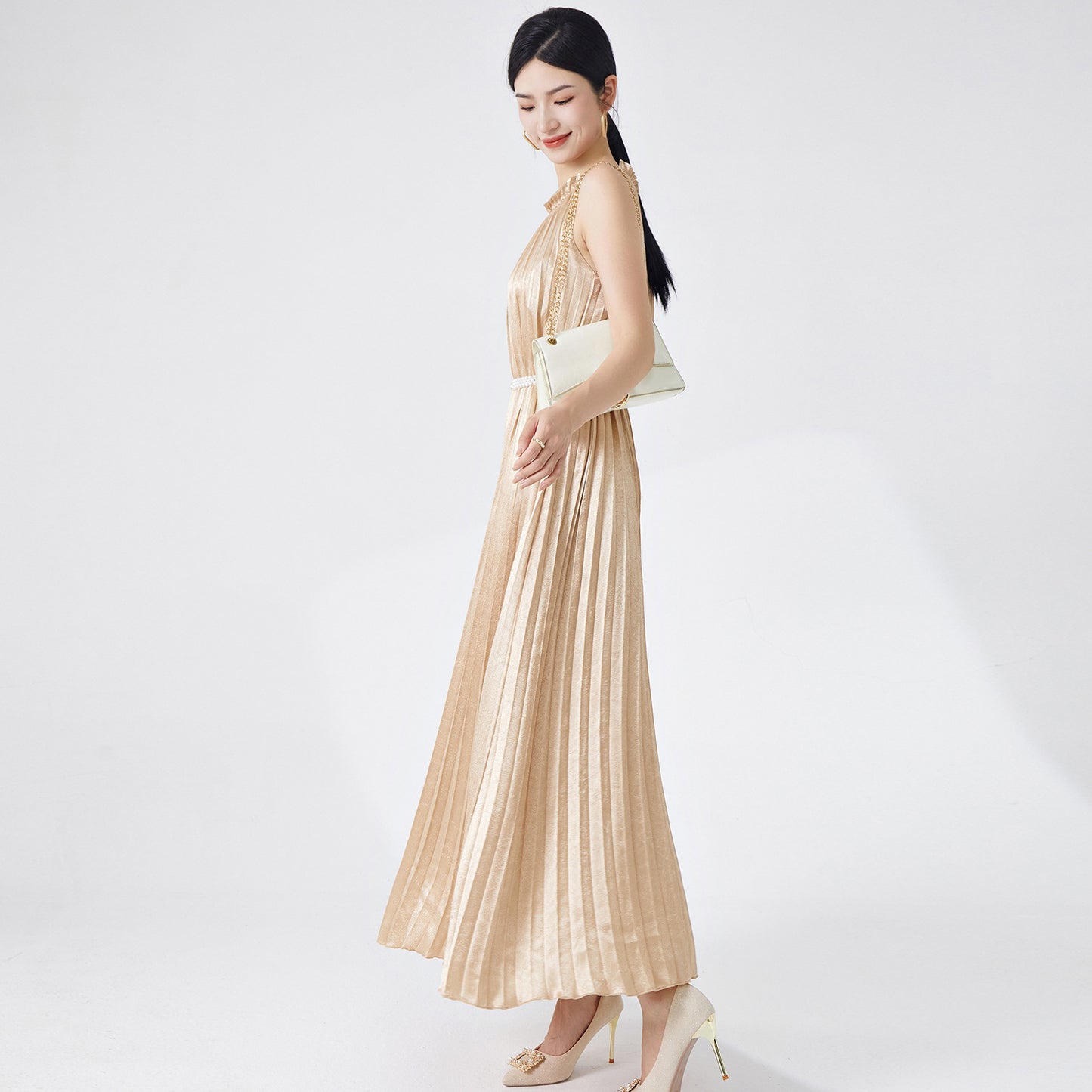 Neck dress women's high-end temperament sleeveless sexy vacation style elegant loose Popular style dress long dress