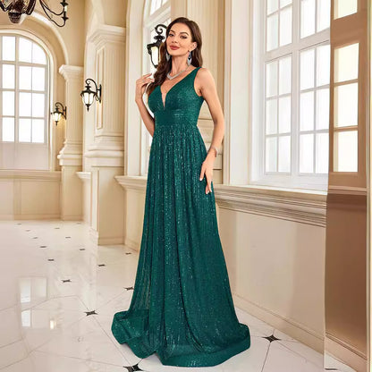 2025sexy backless dress  new  green slim long catwalk banquet deep V evening dress