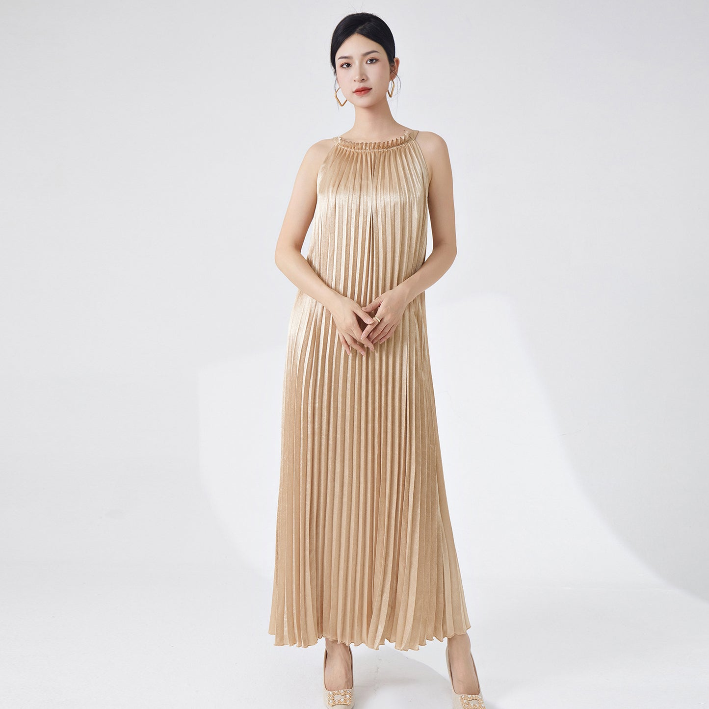 Neck dress women's high-end temperament sleeveless sexy vacation style elegant loose Popular style dress long dress