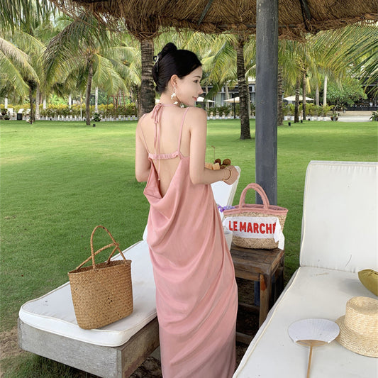 2025 Design sense, niche backless neck dress, socialite temperament, suspender long dress, Dali Erhai photo vacation dress