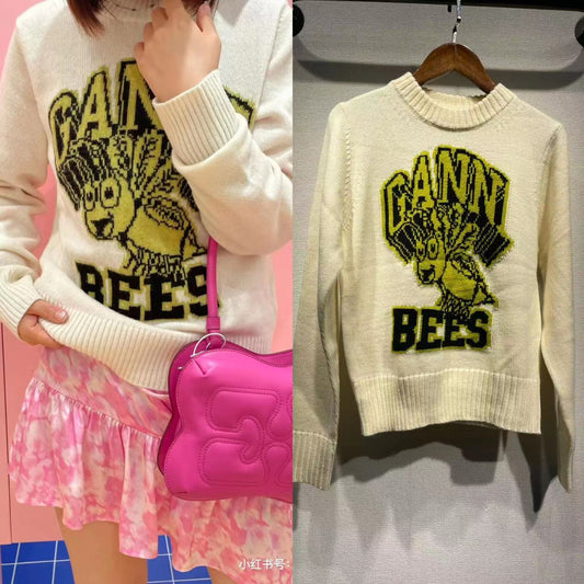 2025 Knitted long-sleeved sweater autumn and winter egret bee pattern crew neck pullover women's knitted long-sleeved bottoming shirt