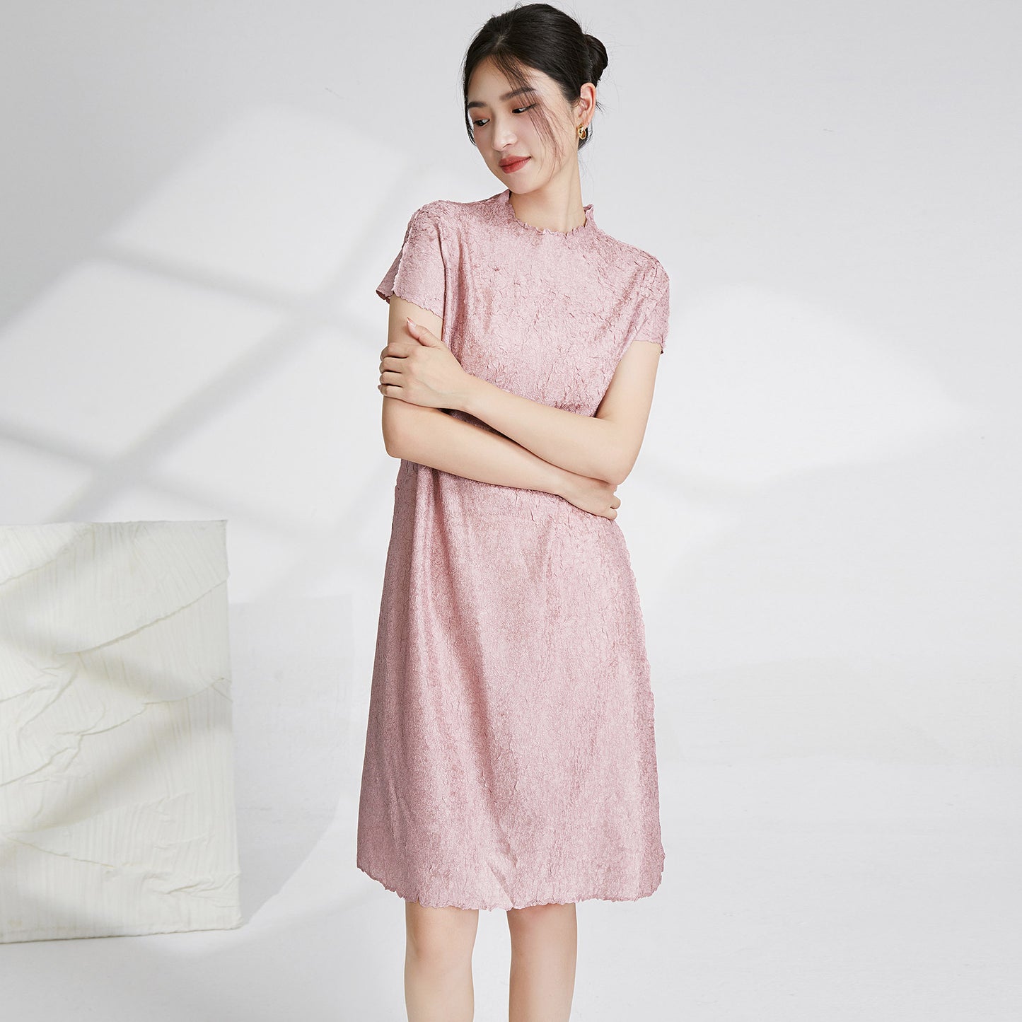 Factory direct sales dress women's loose casual short-sleeved medium and long flat pleated simple versatile pleated skirt