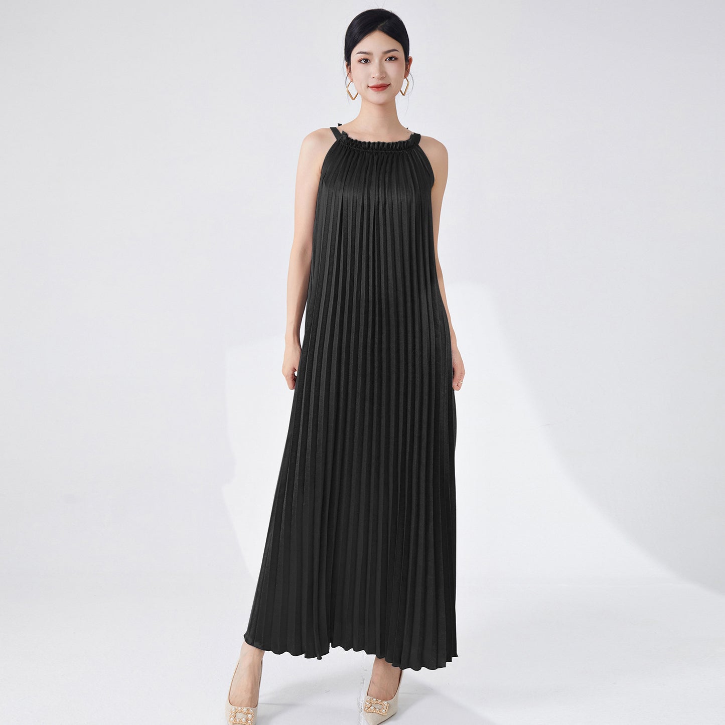 Neck dress women's high-end temperament sleeveless sexy vacation style elegant loose Popular style dress long dress
