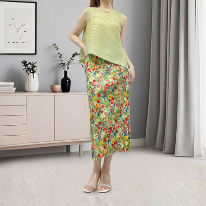 High-end fashion light luxury women's clothing with a complete set of summer green vacation style hot sale versatile three house two-piece tide