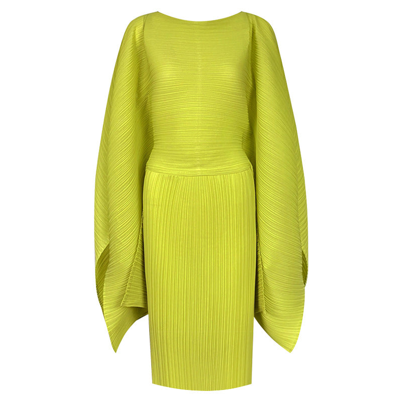 Solid color V-neck dress women's 2025 spring new Middle East loose temperament one-sleeved pleated medium and long skirt