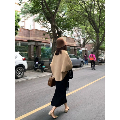 Autumn clothes are matched with a complete set of beautiful and high-end rich daughter Korean drama fragrant knitted suit skirts this year.