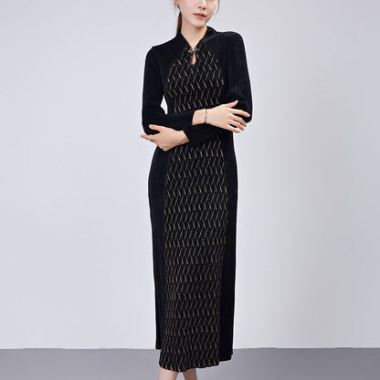 New Chinese cheongsam women's high-end sense improved version of mother's toasting clothes long-sleeved dress autumn women's long skirt