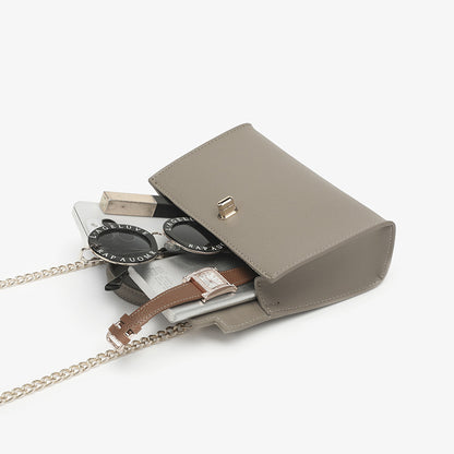 2025 Korean version of women's bag new  fashion lock chain small square bag portable styling bag trendy women oblique shoulder bag