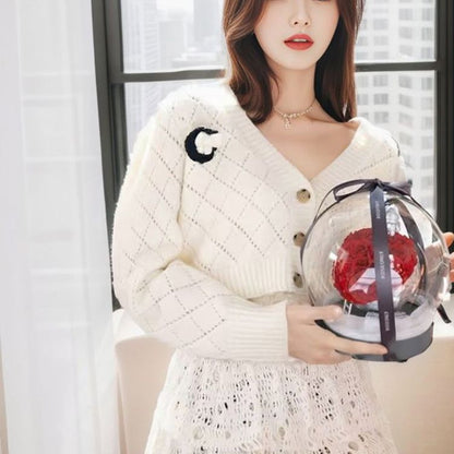 Chen Turin same V-neck knitted cardigan short fashion women's clothing  new autumn and winter diamond sweater jacket women