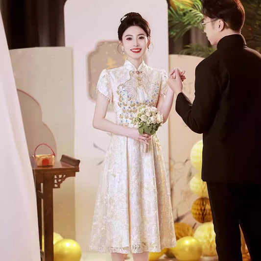 2025Chinese cheongsam toast  new sparkling small bride wedding engagement banquet dress dress