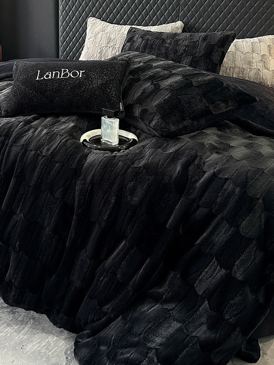 Yeknu Luxury Brand New Black Plush Shaggy Duvet Cover Set Winter Warm Fur   Fluffy Velvet Noble Bedding Set Bed sheet  Soft Velvet 4pc